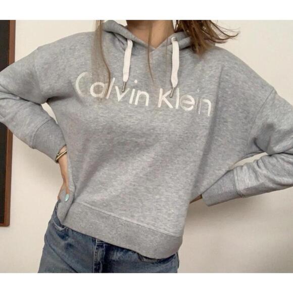 Calvin Klein Tops - Woman’s Juniors Gray Calvin Klein Crop Sweatshirt Hoodie Size Small